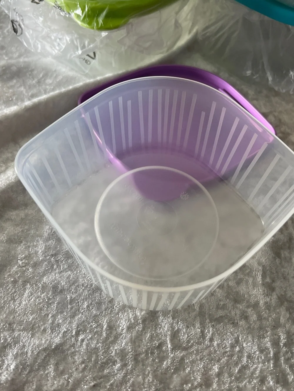 Tupperware set clear